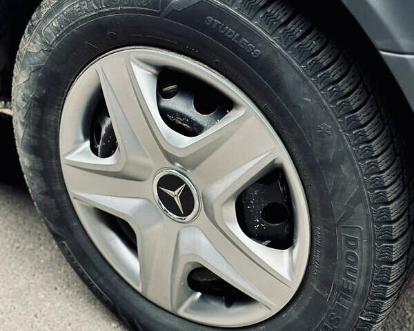 Білий Мерседес Віто, об'ємом двигуна 2.15 л та пробігом 310 тис. км за 7999 $, фото 25 на Automoto.ua