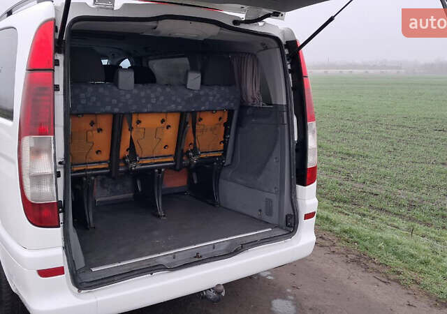 Белый Мерседес Вито, объемом двигателя 2.15 л и пробегом 366 тыс. км за 7500 $, фото 16 на Automoto.ua