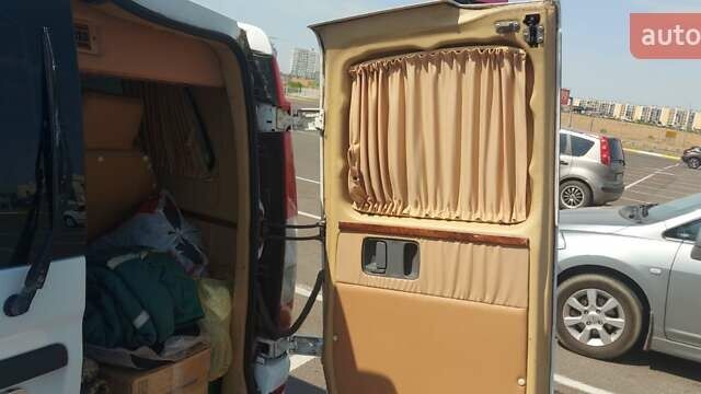 Мерседес Віто 2005 у Одесі на Automoto.ua Білий Мерседес Віто, об'ємом двигуна 2.2 л та пробігом 294 тис. км за 10800 $, фото 21 на Automoto.ua