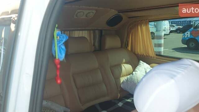 Мерседес Віто 2005 у Одесі на Automoto.ua Білий Мерседес Віто, об'ємом двигуна 2.2 л та пробігом 294 тис. км за 10800 $, фото 8 на Automoto.ua