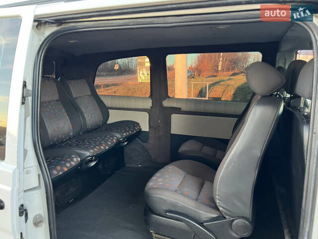 Белый Мерседес Вито, объемом двигателя 2.2 л и пробегом 416 тыс. км за 7450 $, фото 31 на Automoto.ua