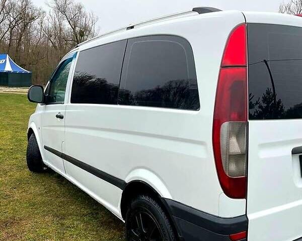 Белый Мерседес Вито, объемом двигателя 2.1 л и пробегом 270 тыс. км за 6500 $, фото 7 на Automoto.ua