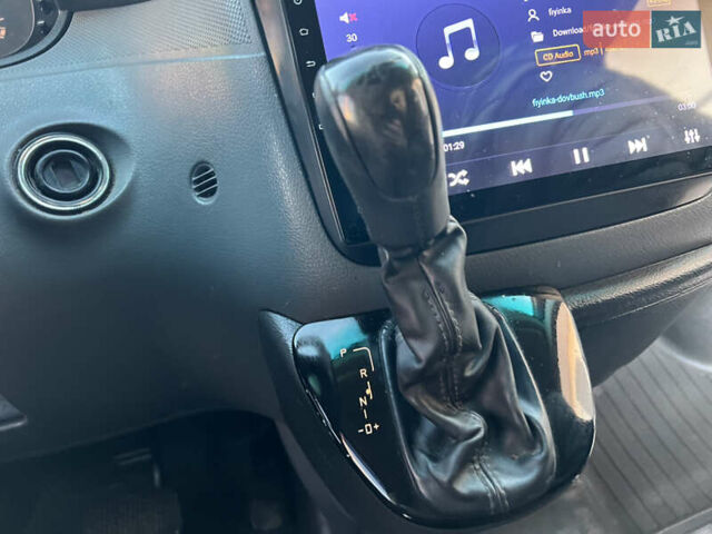 Белый Мерседес Вито, объемом двигателя 2.2 л и пробегом 416 тыс. км за 7450 $, фото 35 на Automoto.ua