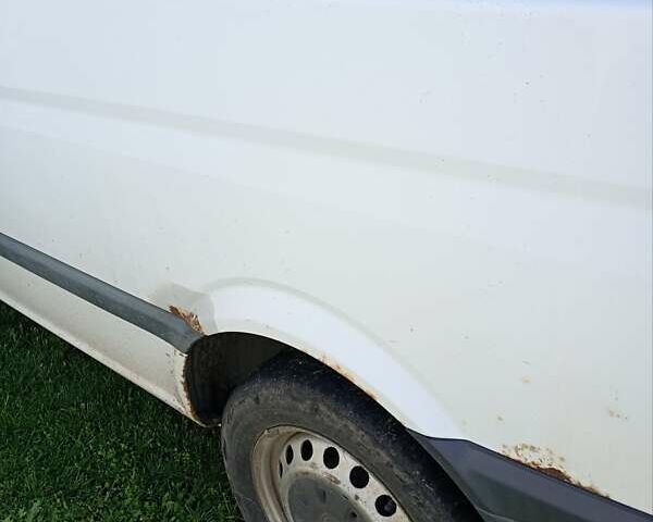 Мерседес Вито 2005 в Александрие на Automoto.ua Белый Мерседес Вито, объемом двигателя 2.15 л и пробегом 251 тыс. км за 6750 $, фото 2 на Automoto.ua