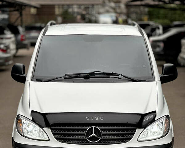 Білий Мерседес Віто, об'ємом двигуна 2.15 л та пробігом 310 тис. км за 7999 $, фото 5 на Automoto.ua