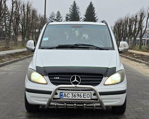 Білий Мерседес Віто, об'ємом двигуна 2.2 л та пробігом 585 тис. км за 6999 $, фото 1 на Automoto.ua
