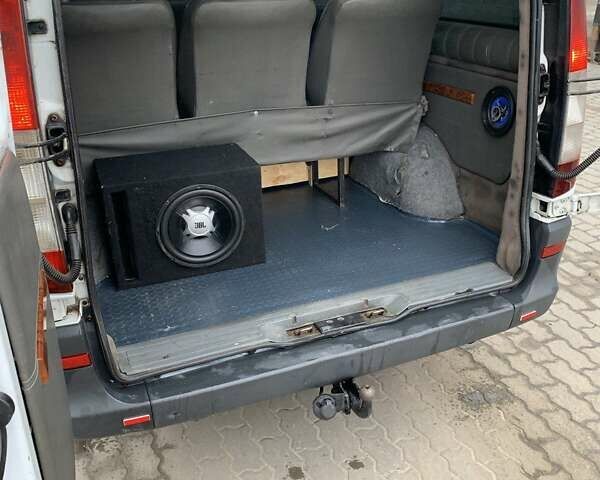 Білий Мерседес Віто, об'ємом двигуна 2.2 л та пробігом 435 тис. км за 6000 $, фото 10 на Automoto.ua