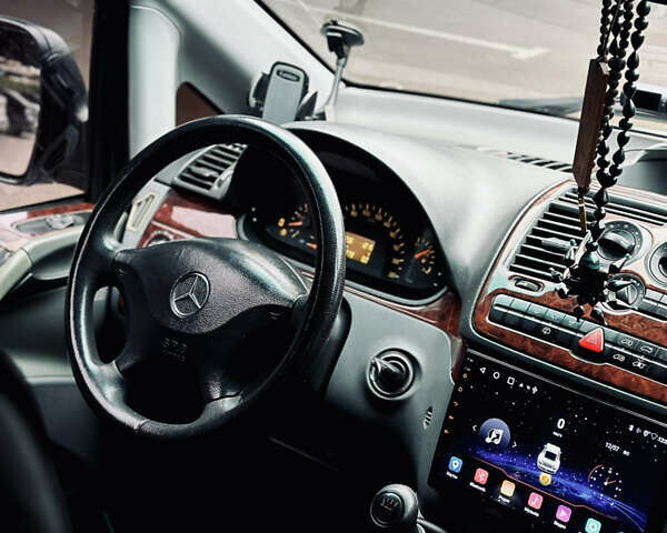 Білий Мерседес Віто, об'ємом двигуна 2.15 л та пробігом 310 тис. км за 7999 $, фото 17 на Automoto.ua