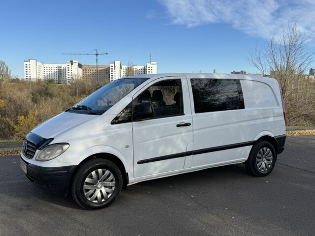 Белый Мерседес Вито, объемом двигателя 2.1 л и пробегом 300 тыс. км за 5900 $, фото 7 на Automoto.ua