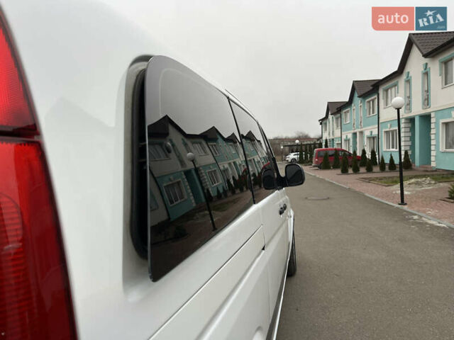 Білий Мерседес Віто, об'ємом двигуна 2.2 л та пробігом 288 тис. км за 7500 $, фото 25 на Automoto.ua