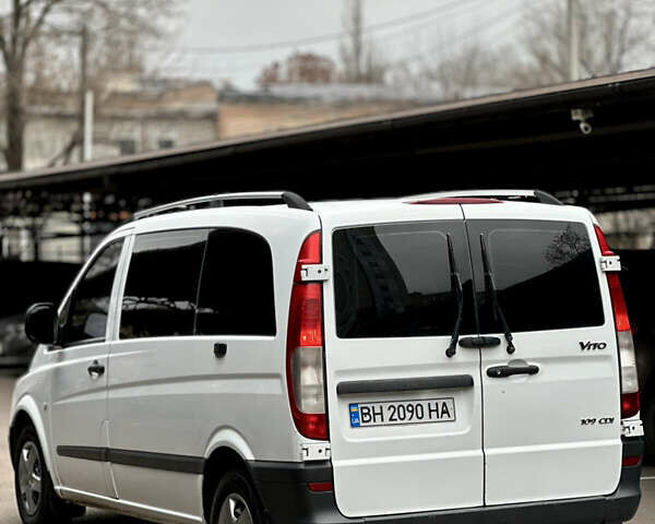 Білий Мерседес Віто, об'ємом двигуна 2.15 л та пробігом 310 тис. км за 7999 $, фото 9 на Automoto.ua