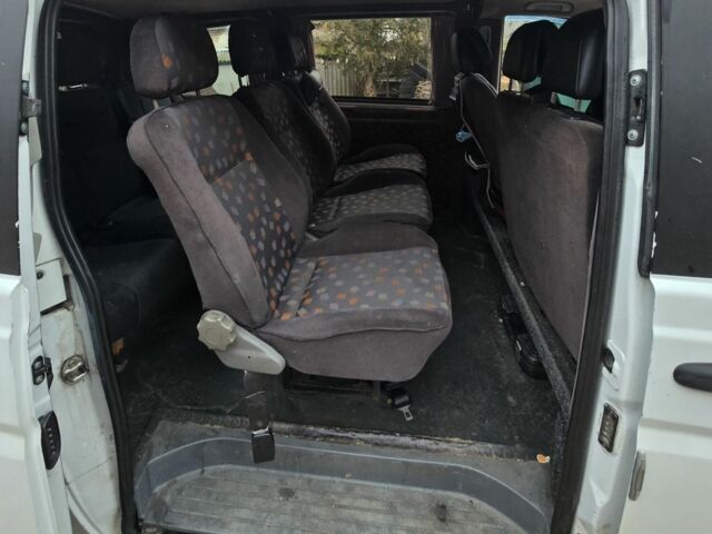 Білий Мерседес Віто, об'ємом двигуна 2.1 л та пробігом 585 тис. км за 6999 $, фото 7 на Automoto.ua