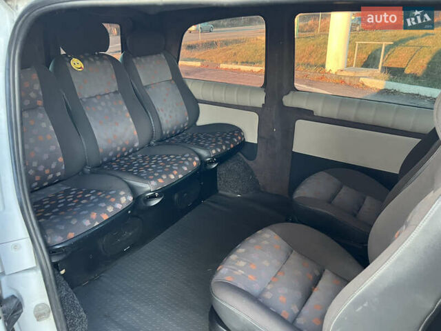 Белый Мерседес Вито, объемом двигателя 2.2 л и пробегом 416 тыс. км за 7450 $, фото 29 на Automoto.ua