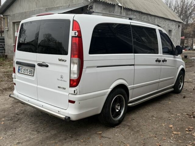 Белый Мерседес Вито, объемом двигателя 2.1 л и пробегом 270 тыс. км за 8300 $, фото 3 на Automoto.ua