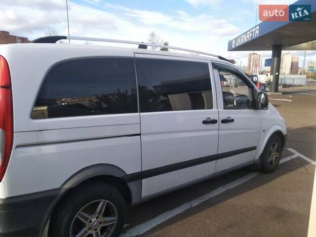 Белый Мерседес Вито, объемом двигателя 2.15 л и пробегом 405 тыс. км за 6800 $, фото 1 на Automoto.ua