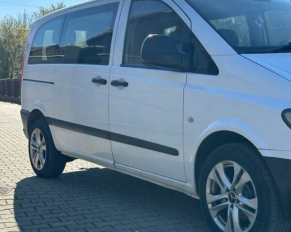 Белый Мерседес Вито, объемом двигателя 2.15 л и пробегом 421 тыс. км за 7200 $, фото 14 на Automoto.ua