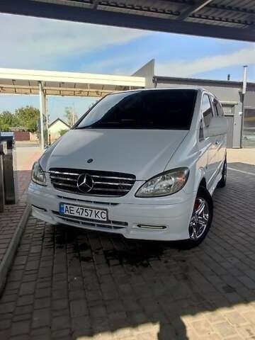 Белый Мерседес Вито, объемом двигателя 2.15 л и пробегом 353 тыс. км за 8600 $, фото 3 на Automoto.ua