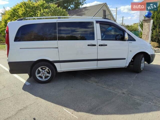 Белый Мерседес Вито, объемом двигателя 2.15 л и пробегом 302 тыс. км за 7200 $, фото 6 на Automoto.ua