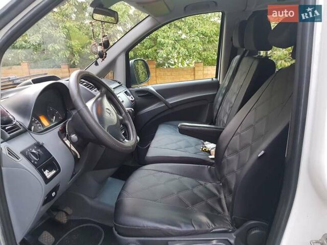 Белый Мерседес Вито, объемом двигателя 2.15 л и пробегом 338 тыс. км за 7900 $, фото 9 на Automoto.ua