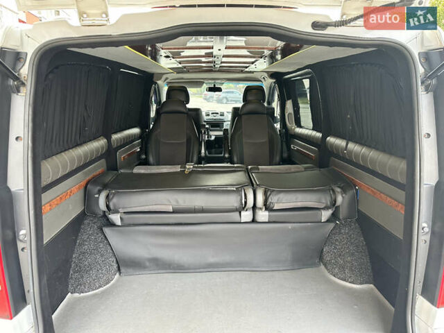 Белый Мерседес Вито, объемом двигателя 3 л и пробегом 290 тыс. км за 12500 $, фото 11 на Automoto.ua