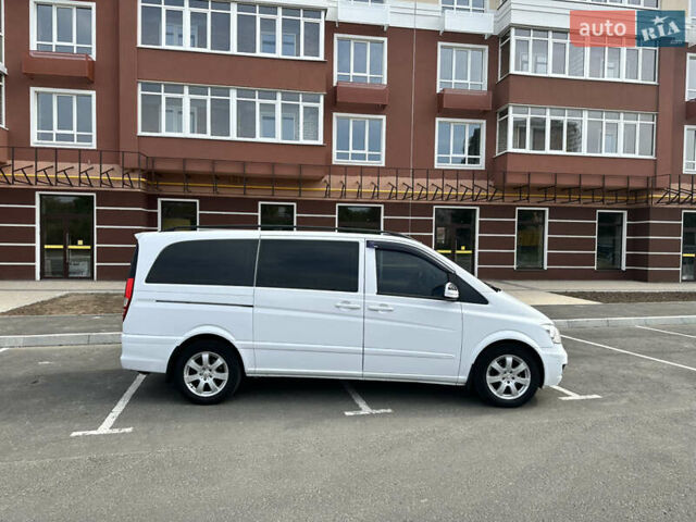 Белый Мерседес Вито, объемом двигателя 3 л и пробегом 290 тыс. км за 12500 $, фото 1 на Automoto.ua