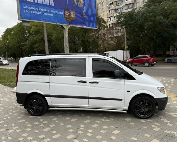 Белый Мерседес Вито, объемом двигателя 2.15 л и пробегом 371 тыс. км за 7900 $, фото 19 на Automoto.ua