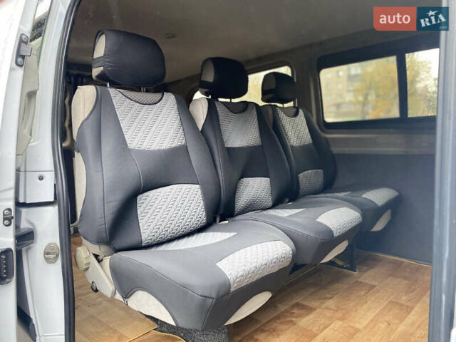 Белый Мерседес Вито, объемом двигателя 2.15 л и пробегом 263 тыс. км за 7499 $, фото 11 на Automoto.ua