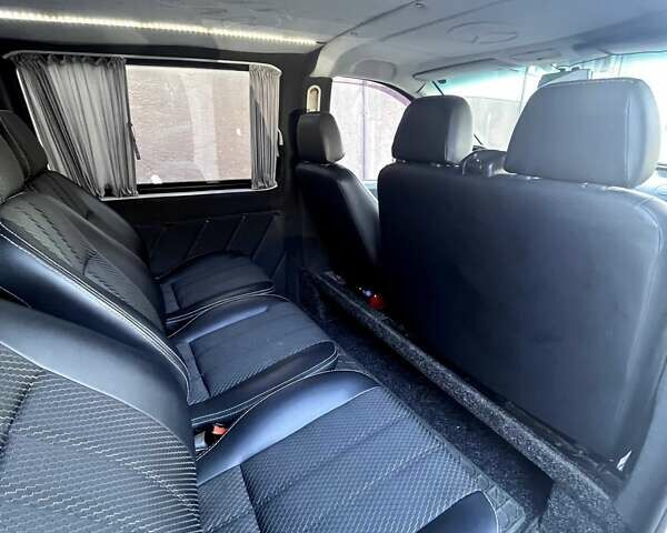 Мерседес Вито 2006 в Житомире на Automoto.ua Белый Мерседес Вито, объемом двигателя 2.1 л и пробегом 266 тыс. км за 7777 $, фото 15 на Automoto.ua