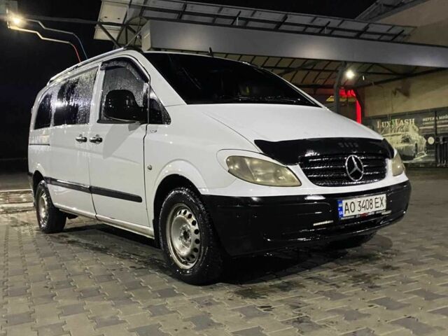 Белый Мерседес Вито, объемом двигателя 2.2 л и пробегом 400 тыс. км за 3999 $, фото 1 на Automoto.ua