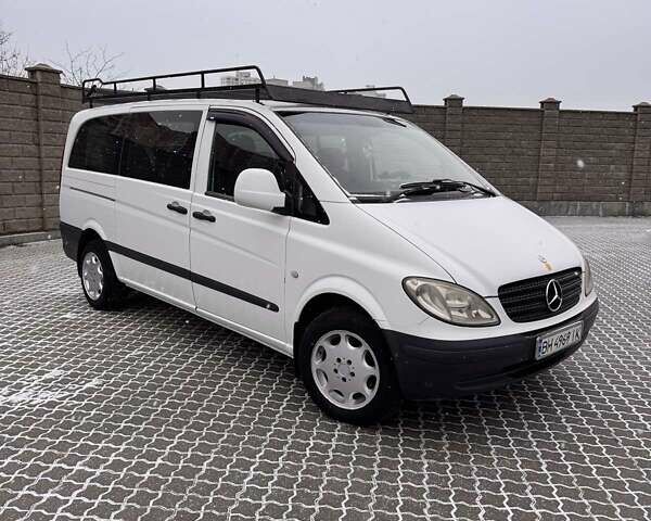 Белый Мерседес Вито, объемом двигателя 2.15 л и пробегом 450 тыс. км за 7700 $, фото 1 на Automoto.ua