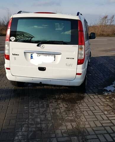 Білий Мерседес Віто, об'ємом двигуна 2.2 л та пробігом 367 тис. км за 7000 $, фото 4 на Automoto.ua