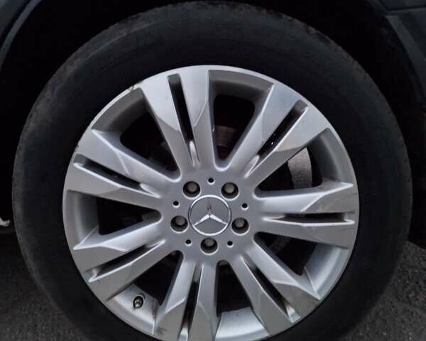 Белый Мерседес Вито, объемом двигателя 2.2 л и пробегом 394 тыс. км за 8000 $, фото 14 на Automoto.ua