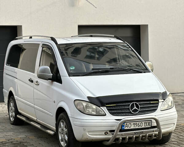 Белый Мерседес Вито, объемом двигателя 2.15 л и пробегом 400 тыс. км за 6500 $, фото 2 на Automoto.ua