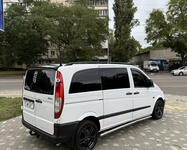 Белый Мерседес Вито, объемом двигателя 2.15 л и пробегом 371 тыс. км за 7900 $, фото 11 на Automoto.ua