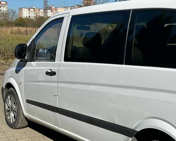 Белый Мерседес Вито, объемом двигателя 2.15 л и пробегом 421 тыс. км за 7200 $, фото 22 на Automoto.ua