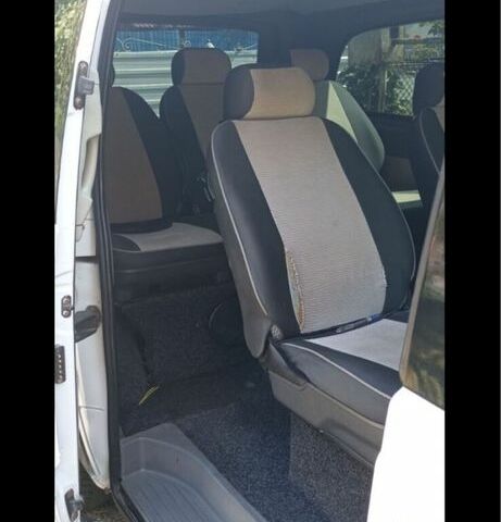 Белый Мерседес Вито, объемом двигателя 2.1 л и пробегом 510 тыс. км за 5000 $, фото 5 на Automoto.ua