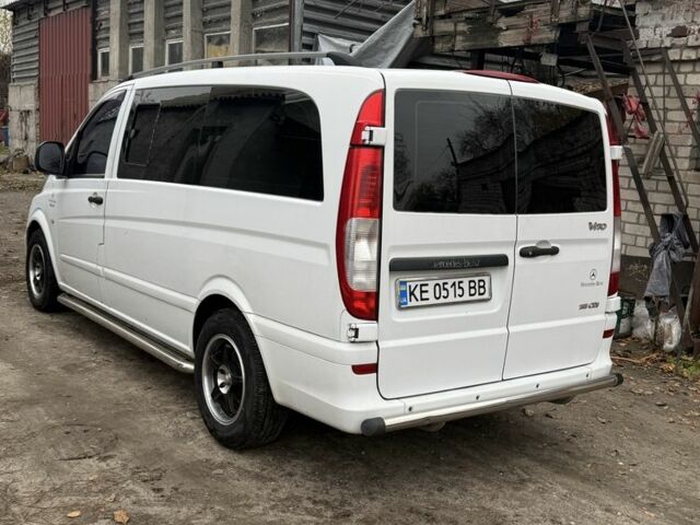 Белый Мерседес Вито, объемом двигателя 2.1 л и пробегом 270 тыс. км за 8300 $, фото 4 на Automoto.ua