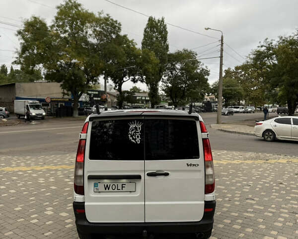 Белый Мерседес Вито, объемом двигателя 2.15 л и пробегом 371 тыс. км за 7900 $, фото 12 на Automoto.ua