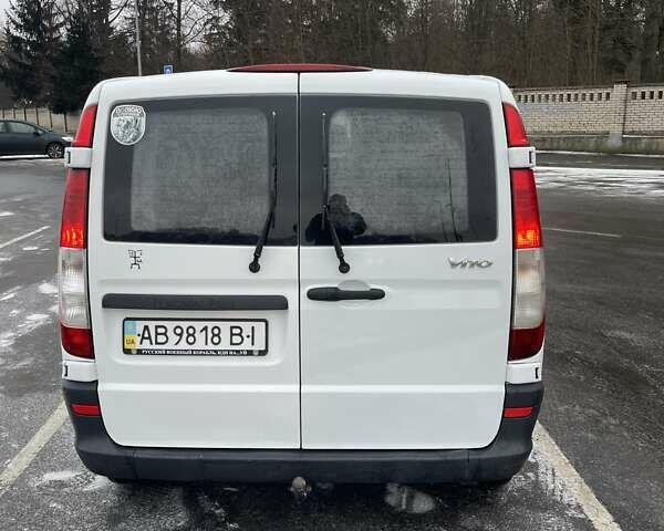 Білий Мерседес Віто, об'ємом двигуна 2.15 л та пробігом 420 тис. км за 6700 $, фото 6 на Automoto.ua