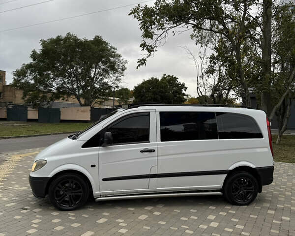 Белый Мерседес Вито, объемом двигателя 2.15 л и пробегом 371 тыс. км за 7900 $, фото 14 на Automoto.ua