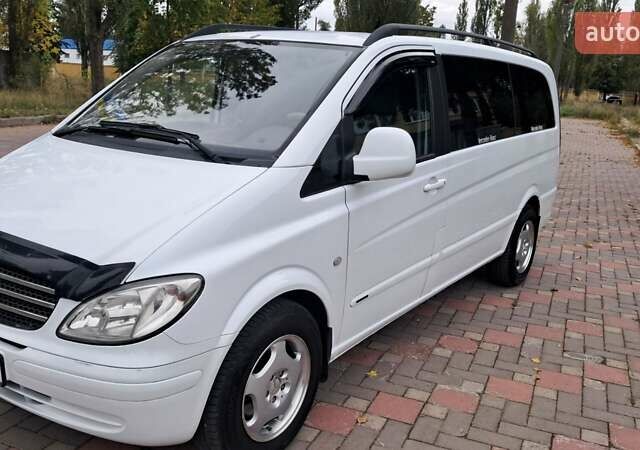 Белый Мерседес Вито, объемом двигателя 2.15 л и пробегом 272 тыс. км за 7600 $, фото 7 на Automoto.ua