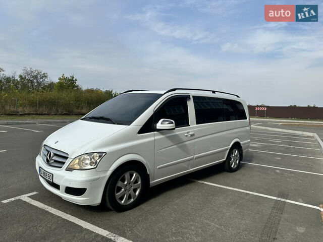 Белый Мерседес Вито, объемом двигателя 3 л и пробегом 290 тыс. км за 12500 $, фото 4 на Automoto.ua