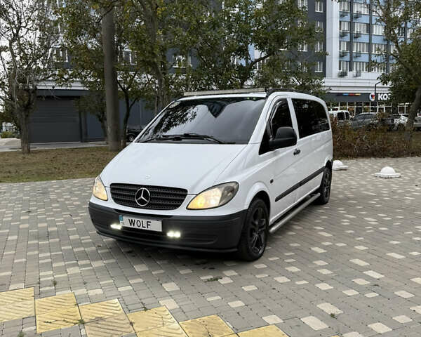 Белый Мерседес Вито, объемом двигателя 2.15 л и пробегом 371 тыс. км за 7900 $, фото 7 на Automoto.ua