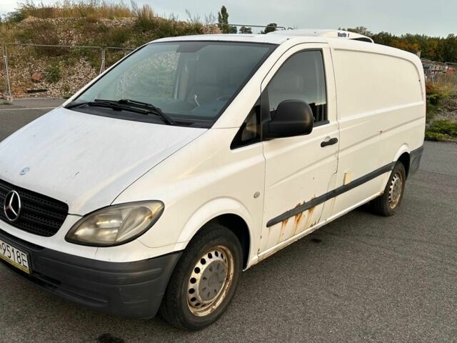 Білий Мерседес Віто, об'ємом двигуна 2 л та пробігом 480 тис. км за 3950 $, фото 3 на Automoto.ua