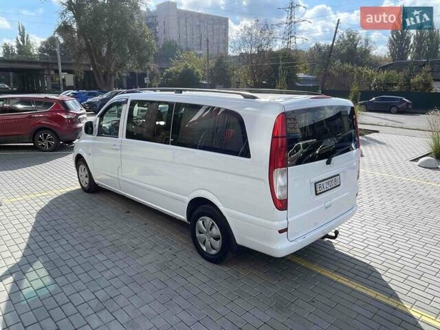 Белый Мерседес Вито, объемом двигателя 2.15 л и пробегом 400 тыс. км за 9200 $, фото 3 на Automoto.ua