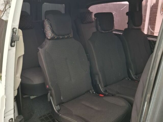 Белый Мерседес Вито, объемом двигателя 2.1 л и пробегом 440 тыс. км за 6800 $, фото 4 на Automoto.ua