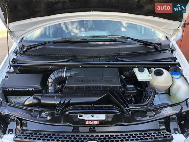 Білий Мерседес Віто, об'ємом двигуна 2.2 л та пробігом 265 тис. км за 8200 $, фото 20 на Automoto.ua