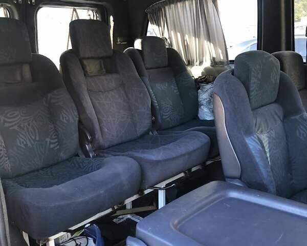 Білий Мерседес Віто, об'ємом двигуна 2.1 л та пробігом 800 тис. км за 8500 $, фото 14 на Automoto.ua
