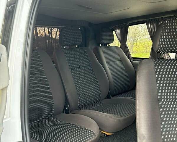 Білий Мерседес Віто, об'ємом двигуна 2.15 л та пробігом 365 тис. км за 7550 $, фото 29 на Automoto.ua