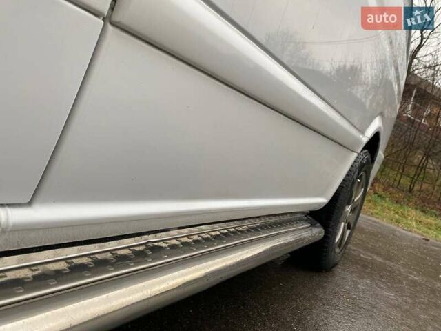 Белый Мерседес Вито, объемом двигателя 2.2 л и пробегом 336 тыс. км за 8999 $, фото 50 на Automoto.ua